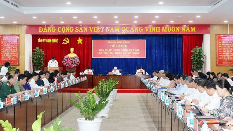 Toàn cảnh hội nghị.