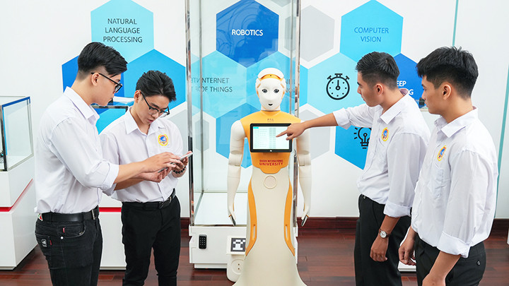 Một số trường đại học đang quan tâm việc ứng dụng trí tuệ nhân tạo trong giáo dục.