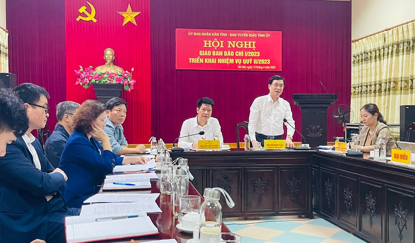 Lãnh đạo Ban Tuyên giáo Tỉnh ủy Yên Bái định hướng tuyên truyền của tỉnh thời gian tới.