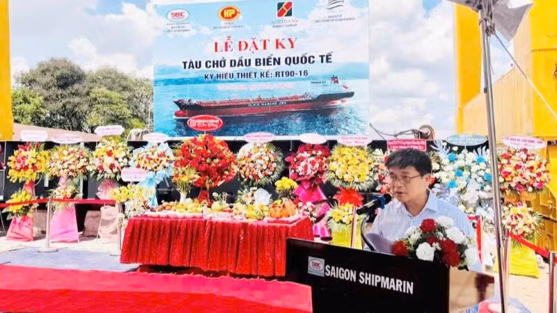 Ông Dương Mạnh Cường, Tổng Giám đốc Công ty Saigon Shipmarin phát biểu.