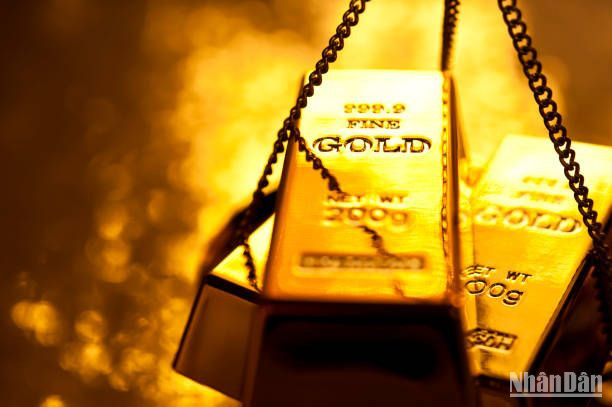 Tổng nhu cầu vàng hằng năm (gồm cả giao dịch trên thị trường phi tập trung-OTC) đạt mức cao kỷ lục mới là 4.974 tấn.