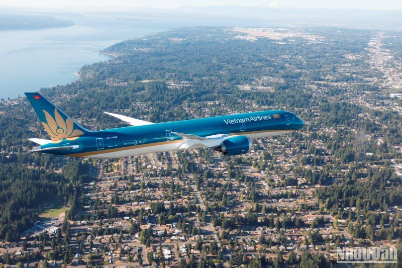 Từ ngày 5/3 đến 15/3/2024, Vietnam Airlines triển khai chương trình ưu đãi giá vé lớn nhất năm: “Chào hè” 2024 cho hành trình bay nội địa và quốc tế.