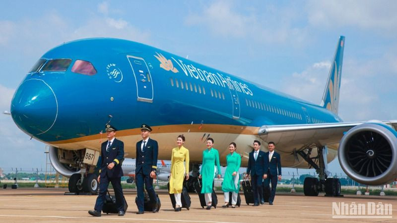 Công ty mẹ Vietnam Airlines trong quý I đạt doanh thu gần 25.019 tỷ đồng và lợi nhuận trước thuế gần 3.044 tỷ đồng.