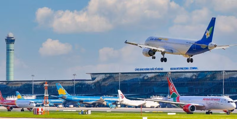 Cảng Hàng không quốc tế Nội Bài khai thác trở lại bình thường từ 15 giờ ngày 18/7.