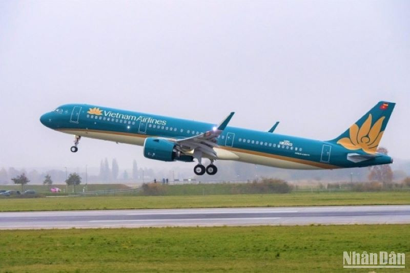 Trong tháng 5/2025, Vietnam Airlines khai thác hai đường bay quốc tế giữa Hà Nội với hai điểm đến mới của Ấn Độ là Bengaluru và Hyderabad bằng tàu bay Airbus A321.