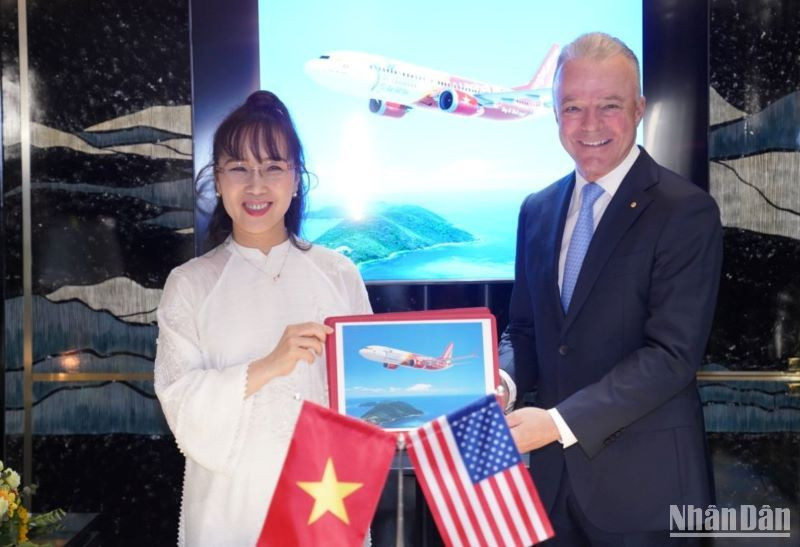Vietjet và Boeing đã đạt được những thoả thuận thương mại quan trọng trong chuyến thăm của Tổng thống Hoa Kỳ Joe Biden đến Việt Nam.