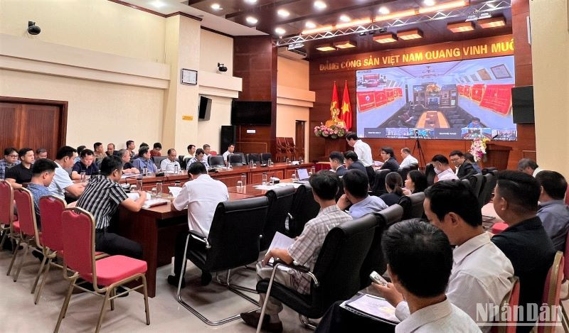 Các đại biểu tham dự hội thảo.