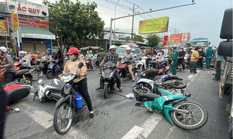 Trong 6 tháng qua, lĩnh vực đường bộ xảy ra 12.225 vụ tai nạn giao thông, làm chết 5.191 người, bị thương 9.584 người.