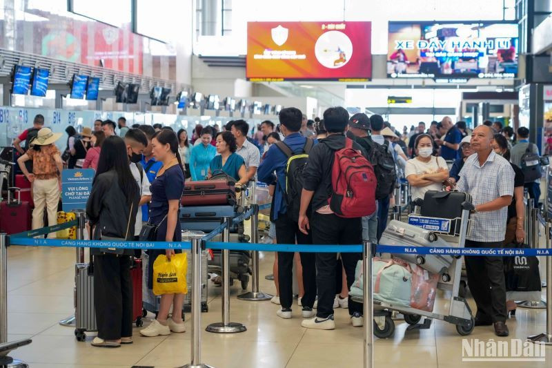 Sẽ có khoảng hơn 410 nghìn lượt khách qua Cảng Hàng không quốc tế Nội Bài trong 4 ngày nghỉ Lễ Quốc khánh