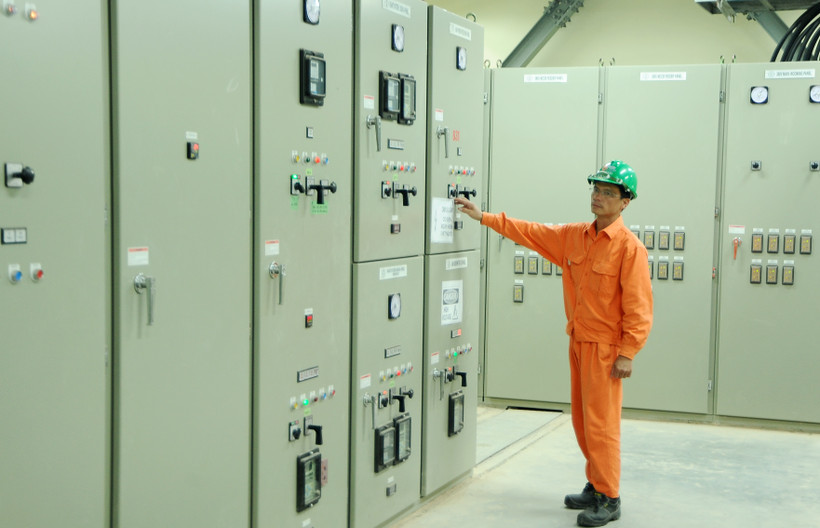 Thị trường bán lẻ điện cần nhiều thay đổi. Ảnh: NGUYỆT ANH