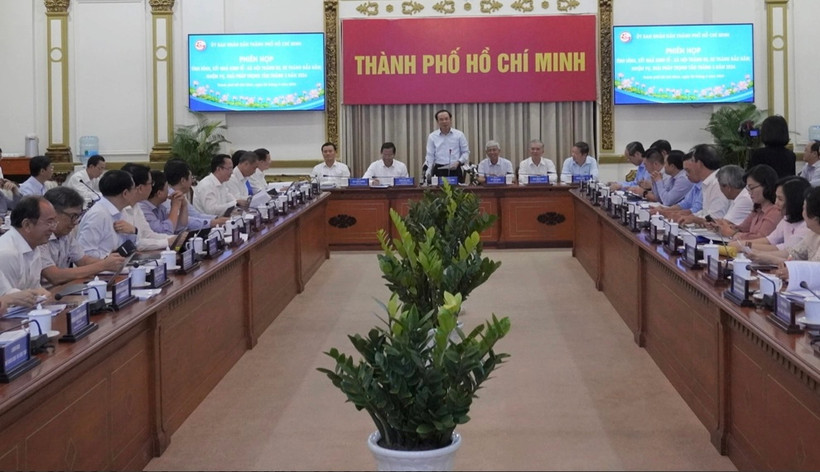 Bí thư Thành ủy Thành phố Hồ Chí Minh Nguyễn Văn Nên phát biểu tại hội nghị. Ảnh: Trung tâm báo chí