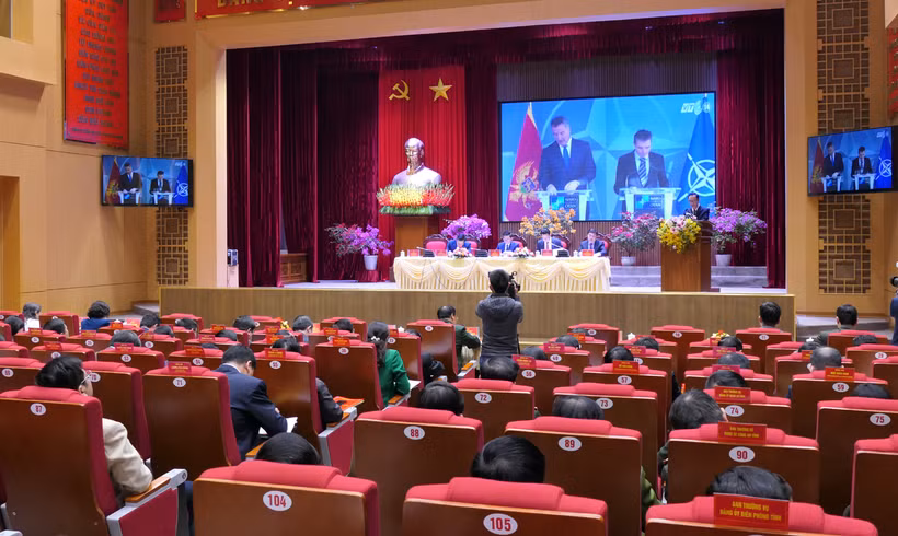 Toàn cảnh hội nghị.