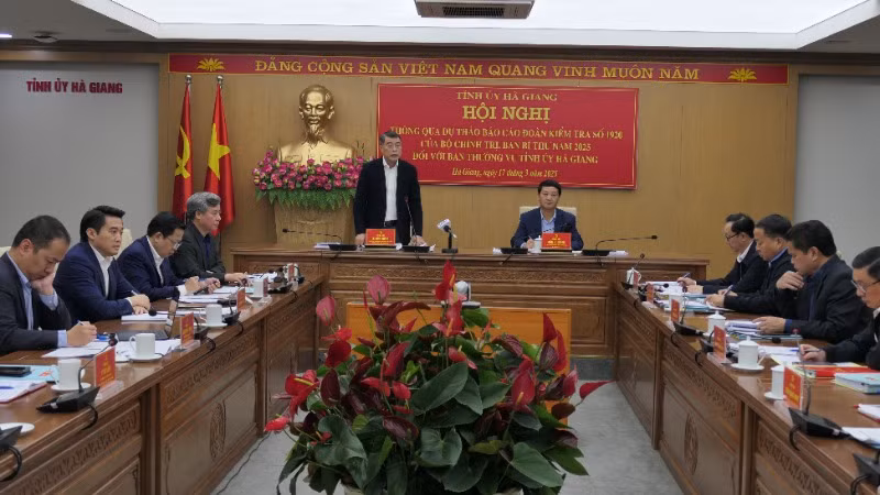 Đoàn kiểm tra của Bộ Chính trị, Ban Bí thư làm việc với Ban Thường vụ Tỉnh ủy Hà Giang.