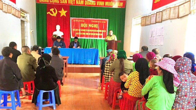 Hạt Kiểm lâm Mèo Vạc tuyên truyền nâng cao ý thức phòng, chống cháy rừng cho người dân xã Pải Lủng.