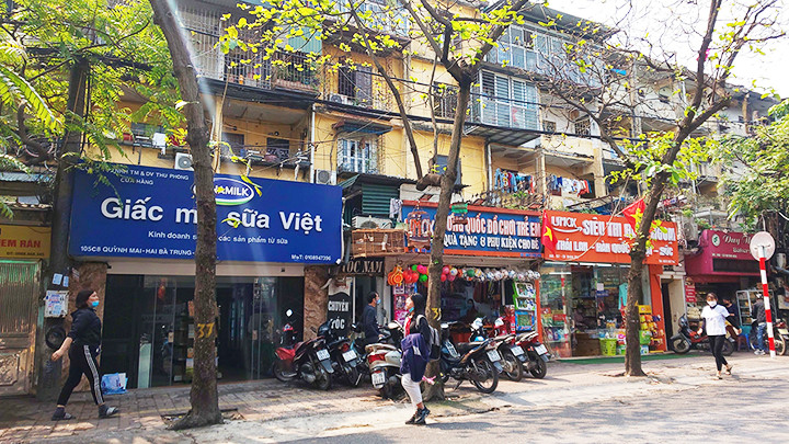 Nhiều khu tập thể cũ xuống cấp, tiềm ẩn nguy cơ.