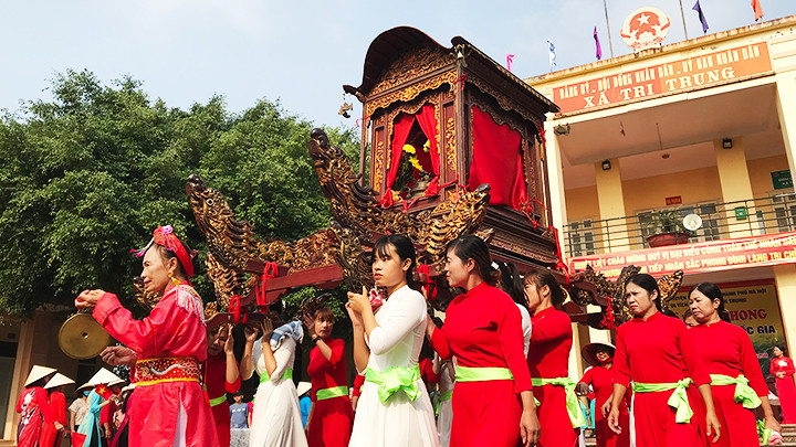 Chung tay bảo tồn các giá trị văn hóa truyền thống là chủ trương lớn được toàn dân hưởng ứng. Ảnh: QUANG HƯNG