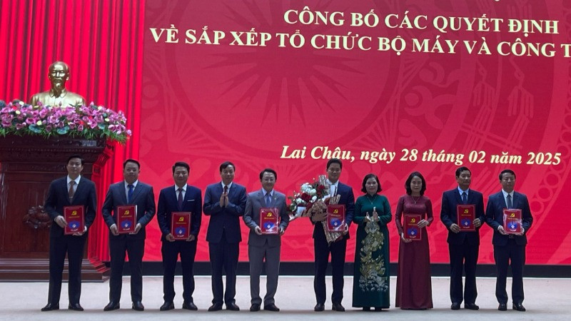 Sau sáp nhập hợp nhất, Ủy ban nhân dân tỉnh Lai Châu còn 14 cơ quan chuyên môn.