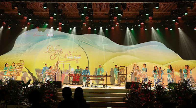 Phần trình diễn mang tên “Âm vang đất nước” trong đêm Gala. (Ảnh: Ban tổ chức)