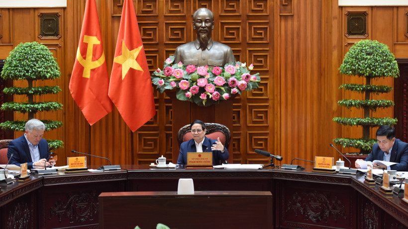 Thủ tướng Phạm Minh Chính chủ trì cuộc họp với các bộ, ngành để tháo gỡ khó khăn, vướng mắc các dự án tồn đọng. 