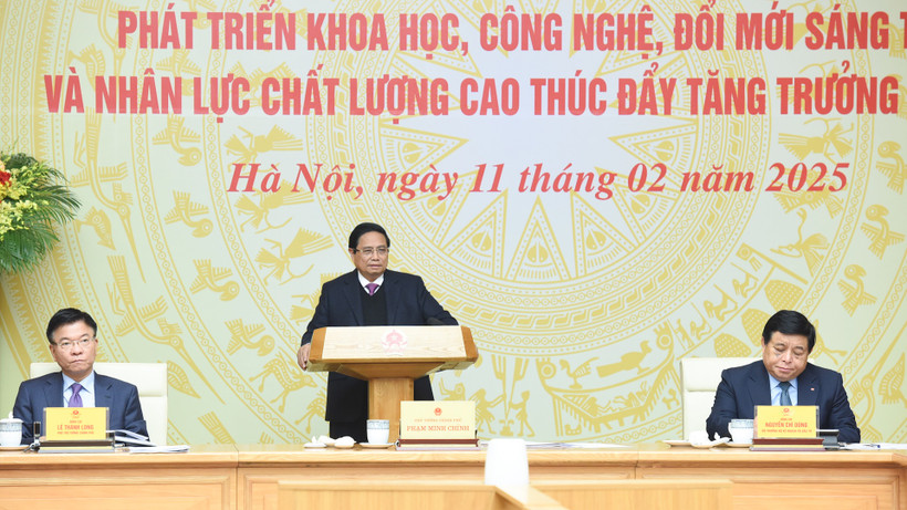 Thủ tướng Phạm Minh Chính phát biểu chỉ đạo hội nghị. 