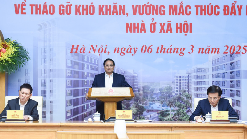 Thủ tướng Phạm Minh Chính chủ trì Hội nghị thúc đẩy phát triển nhà ở xã hội. 