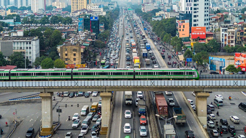 Công ty TNHH MTV Đường sắt Hà Nội cho biết, hai tuyến tàu điện Nhổn-ga Hà Nội, Cát Linh-Hà Đông thu hút gần 75 nghìn lượt hành khách đi lại dịp nghỉ Tết Nguyên đán Ất Tỵ năm 2025.