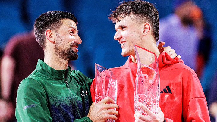 Djokovic là thần tượng của Mensik trong quần vợt.