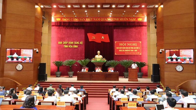 Hội nghị Ban Chấp hành Đảng bộ tỉnh lần thứ 12 khóa XVII nhiệm kỳ 2020-2025.