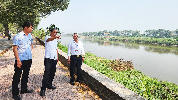 Lãnh đạo huyện Mỹ Đức khảo sát tại Vạn Kim.