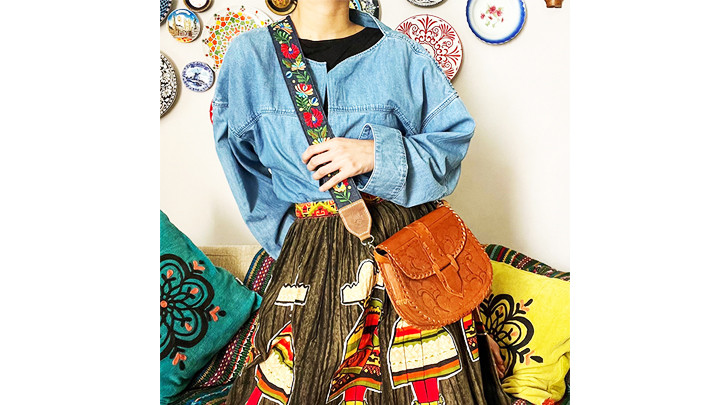 Họa tiết truyền thống của Indonesia trong trang phục hiện đại. Ảnh: PAUME STUDIO