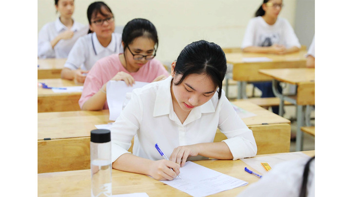 Kỳ thi tốt nghiệp THPT năm 2023 sẽ diễn ra trong hai ngày 28 và 29/6 với khoảng 1 triệu thí sinh đăng ký dự thi.