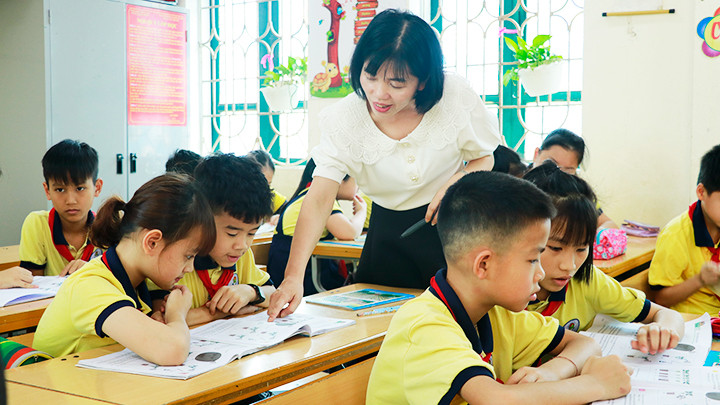 Nhiều trường học đang thiếu giáo viên giảng dạy Chương trình giáo dục phổ thông mới.