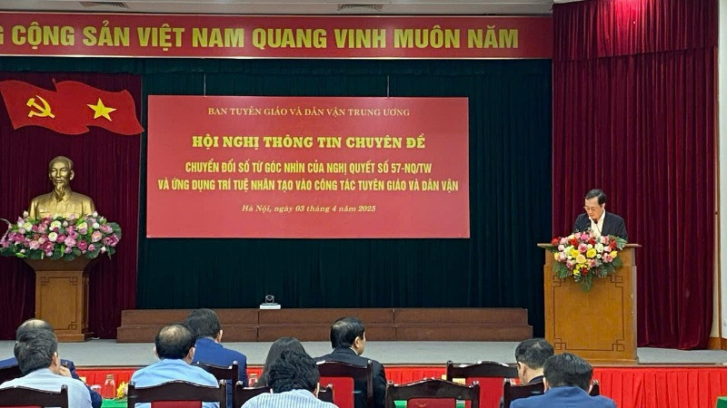 Quang cảnh Hội nghị thông tin chuyên đề của Ban Tuyên giáo và Dân vận Trung ương. 
