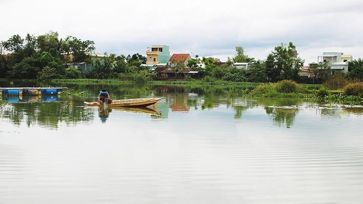 Đời ngư phủ nơi ngã ba sông.