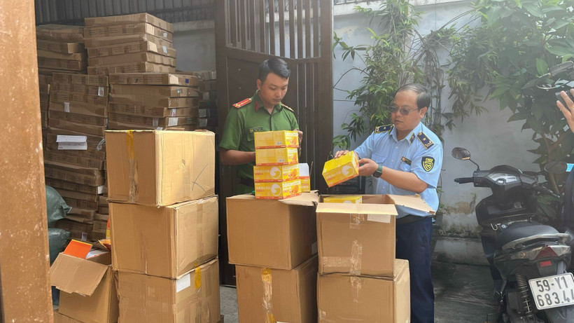 Hơn 3.500 bánh Trung thu không rõ nguồn gốc xuất xứ bị thu giữ.