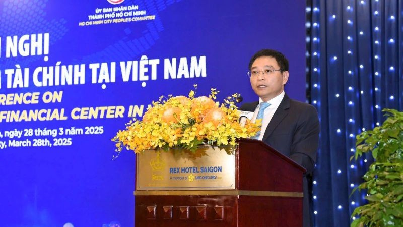 Ủy viên Trung ương Đảng, Bộ trưởng Tài chính Nguyễn Văn Thắng phát biểu tại hội nghị.