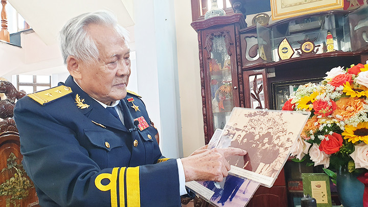 Anh hùng Hồ Đắc Thạnh còn trăn trở những nỗi niềm với đồng đội năm xưa.