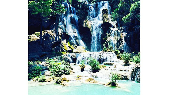 Ngắm thác Kuang Si