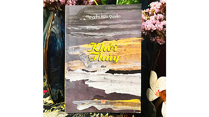 “Tan mây. Tan trời. Không tan đắm đuối”