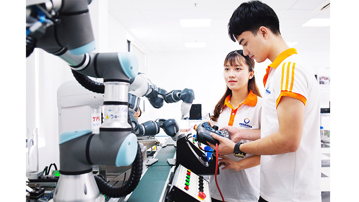 Công nghiệp số là xu hướng lớn có thể tạo bước nhảy vọt về kinh tế và thương mại toàn cầu trong tương lai. Ảnh: VĂN BAN
