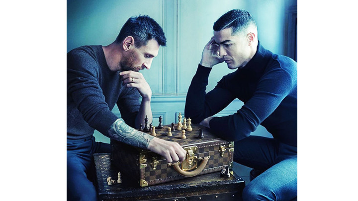 Messi-Ronaldo không chung mầu áo