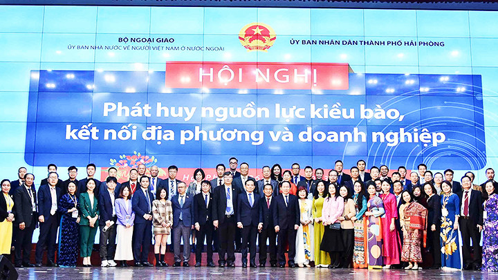 Các đại biểu dự Hội nghị phát huy nguồn lực kiều bào, kết nối địa phương và doanh nghiệp.