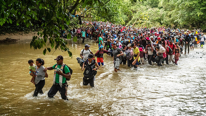 Người di cư ở điểm nóng Darién. Ảnh: THE NEW YORK TIMES