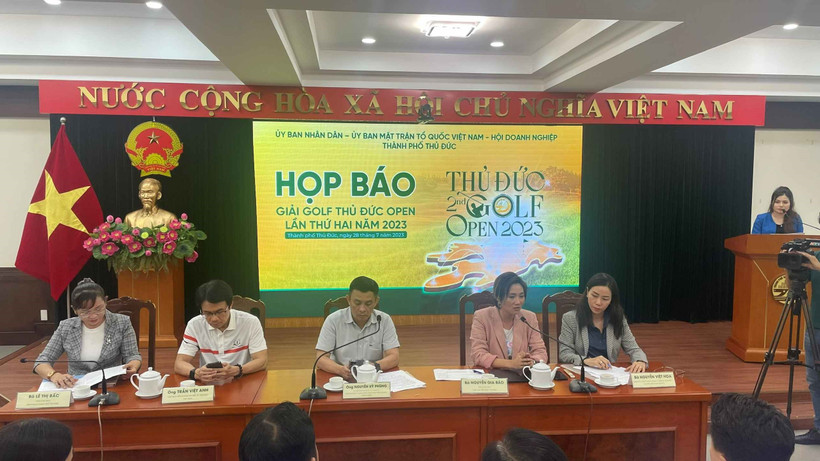 Ban Tổ chức thông tin về Giải Golf Thủ Đức open lần thứ 2. (Ảnh: Anh Tuấn)