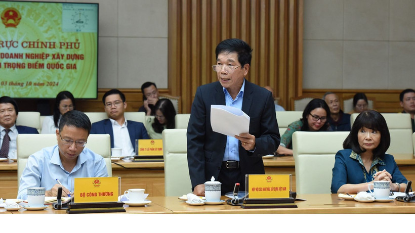 Ông Nguyễn Quốc Hiệp - Chủ tịch Hiệp hội các nhà thầu xây dựng Việt Nam (VACC) phát biểu ý kiến tại buổi làm việc. (Ảnh: TRẦN HẢI)