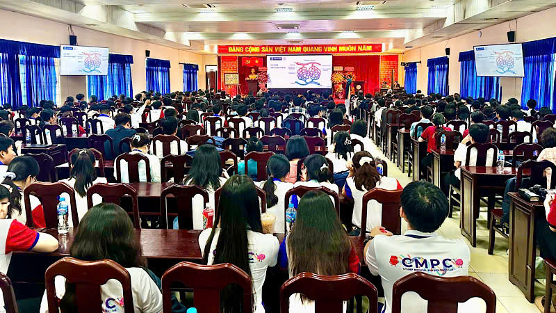 Toàn cảnh Hội nghị.