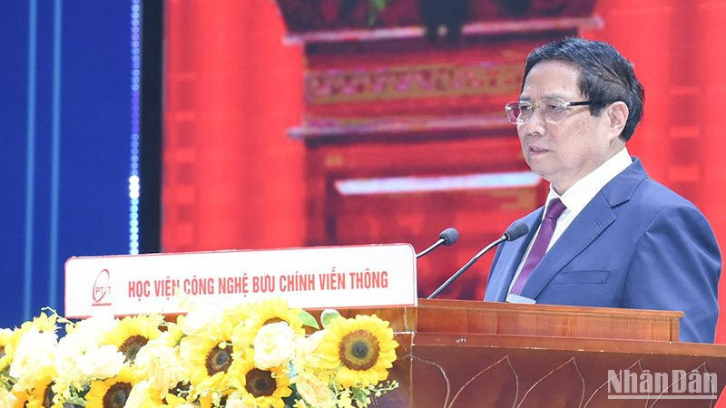 Thủ tướng Phạm Minh Chính phát biểu ý kiến tại lễ phát động phong trào. (Ảnh: TRẦN HẢI).