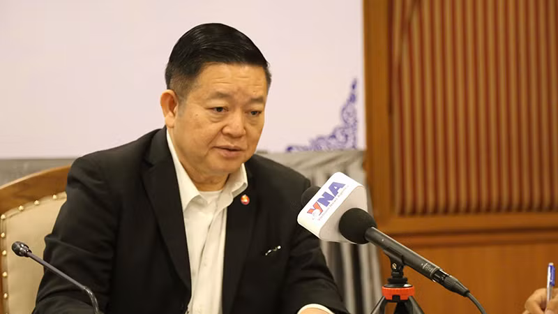 Tổng Thư ký ASEAN Kao Kim Hourn trả lời phỏng vấn TTXVN. (Ảnh: Quang Anh/TTXVN)