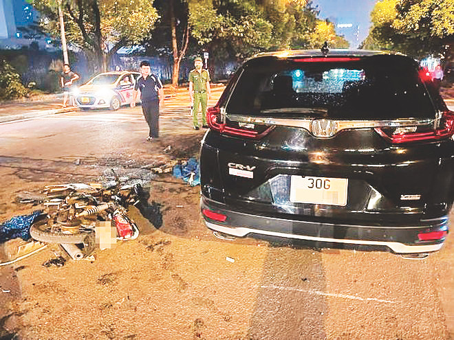 Cần xử phạt nặng hơn nữa như tước bằng lái xe vĩnh viễn, cấm lái, thậm chí là xử lý hình sự đối với lái xe vi phạm nồng độ cồn. Ảnh: Phạm Kiên