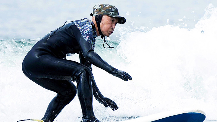 VĐV lướt sóng 89 tuổi 